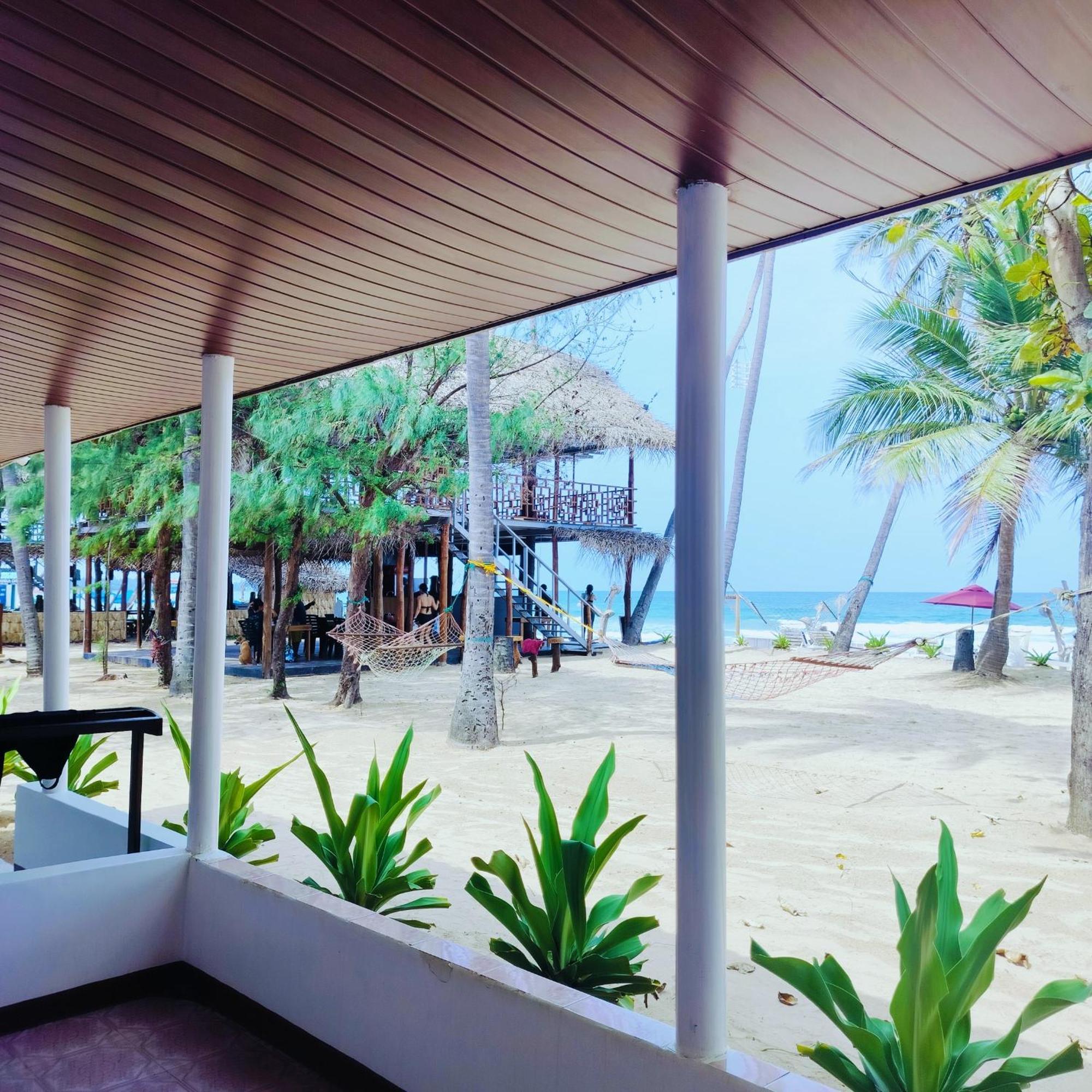 French Garden Pragash Beach Hotel 亭可马里 外观 照片